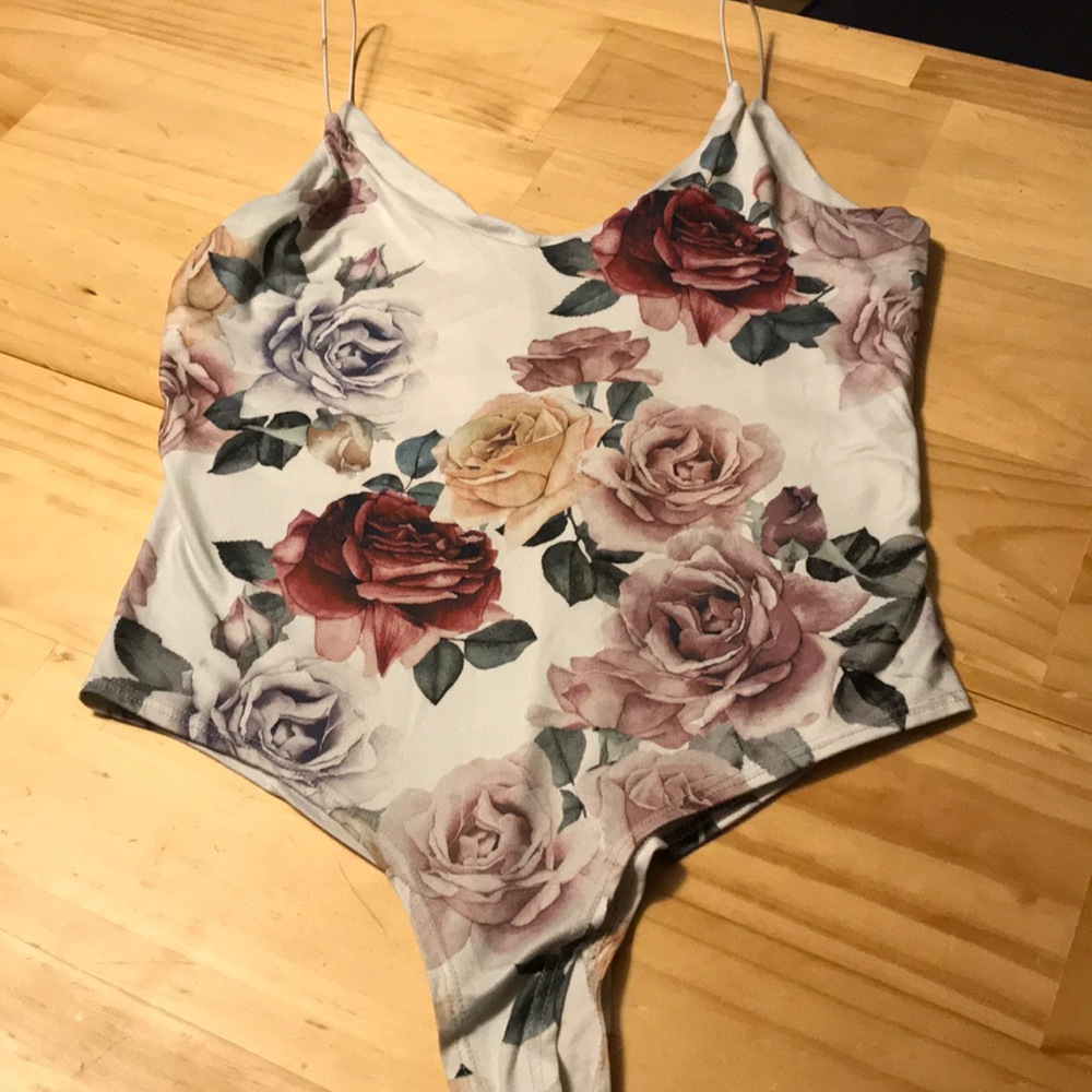 Gaze Size M Floral Halter Bodysuit